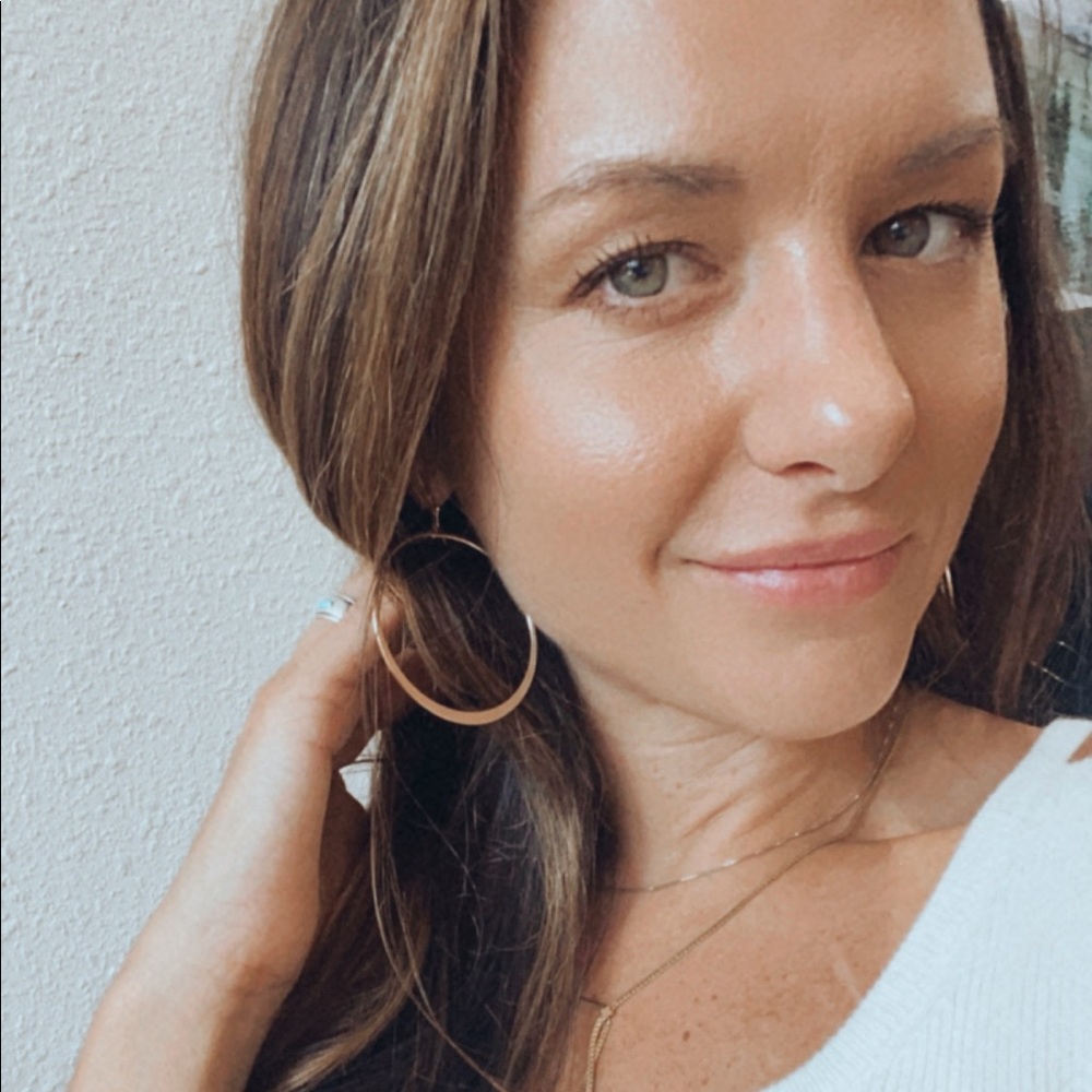 Meet your Posher, Meagan
